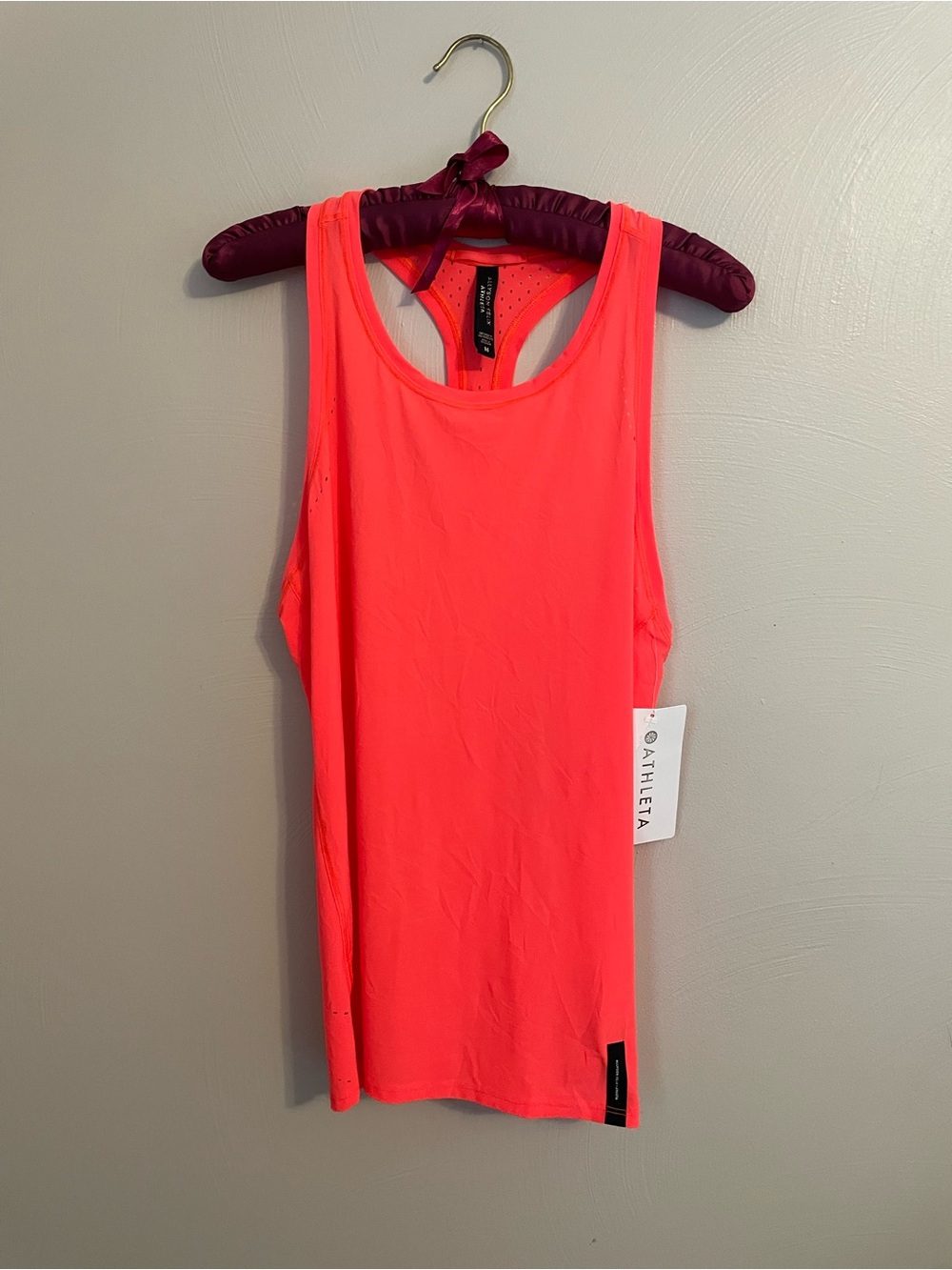 Athleta Allyson Felix Coral Color Tank Top Size Medium NWT